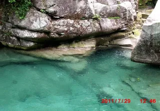 清水潭3米可见底图片