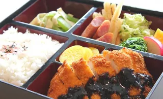 日式猪排便当图片