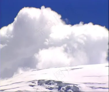白云雪山风景视频素材素材下载