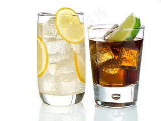 美味的柠檬酒水饮料