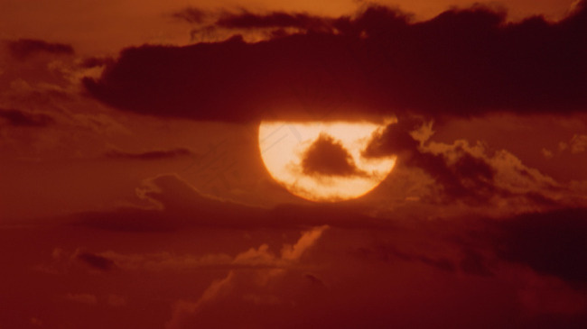 太阳天空太阳升起