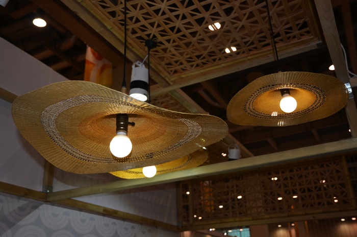 竹编创意灯具图片