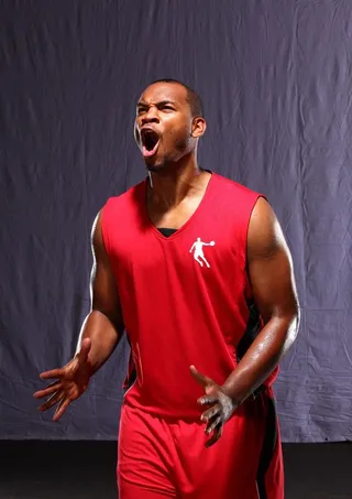 海耶斯代言乔丹体育宣传照图片