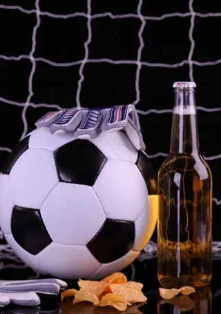 足球 啤酒图片