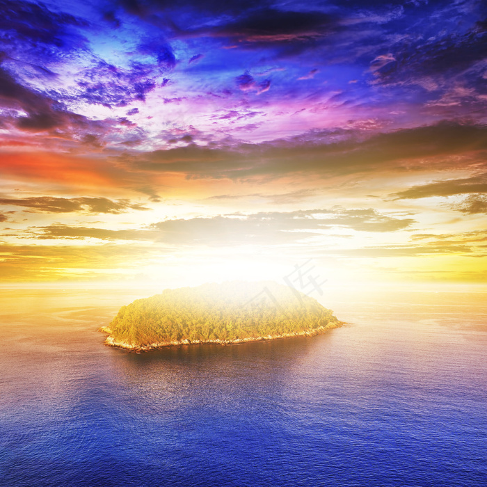 夕阳海边美景图片