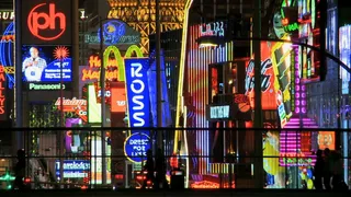 拉斯维加斯霓虹灯延时股票视频 视频...