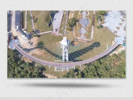 **旅游新景点岗山之眼