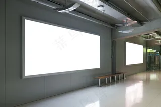 商场空白广告牌