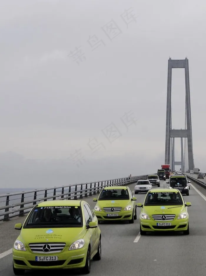 奔驰节能车图片