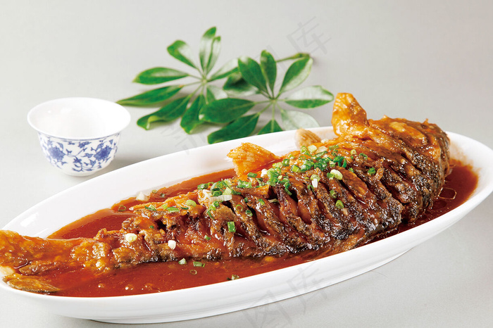 红烧鲤鱼图片