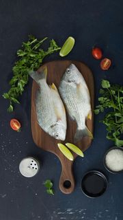 两条鱼高清摄影图片