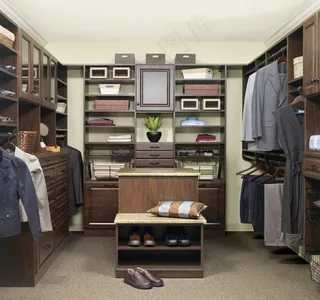 衣帽间衣柜效果图