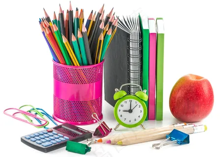 笔和各种学习用品 笔和各种学习用品