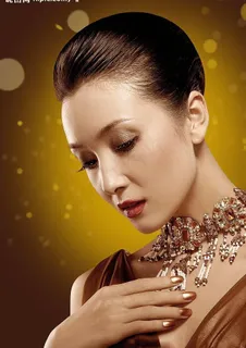 菲菲诗彩妆广告底图5 奢华春色系列...