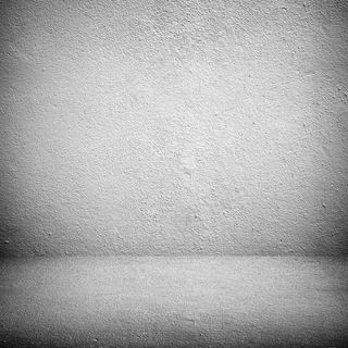 银色水泥地板与墙壁图片