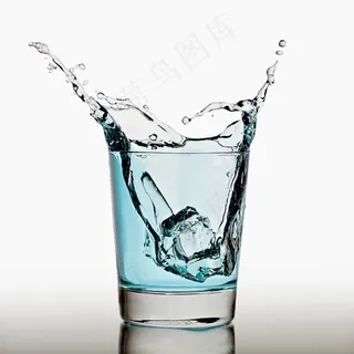 液体飞溅效果 液体飞溅效果
