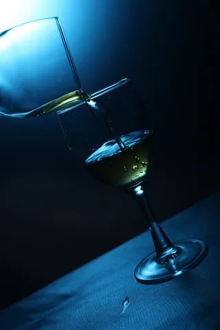 高脚杯 红酒图片