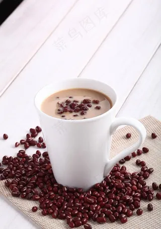椰香红豆奶茶热图片