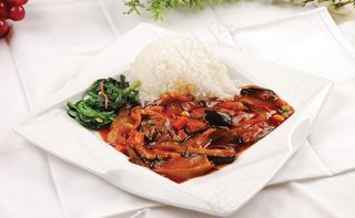 红烩牛肉饭图片