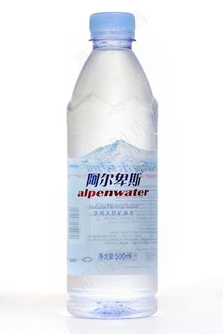 阿尔卑斯矿泉水