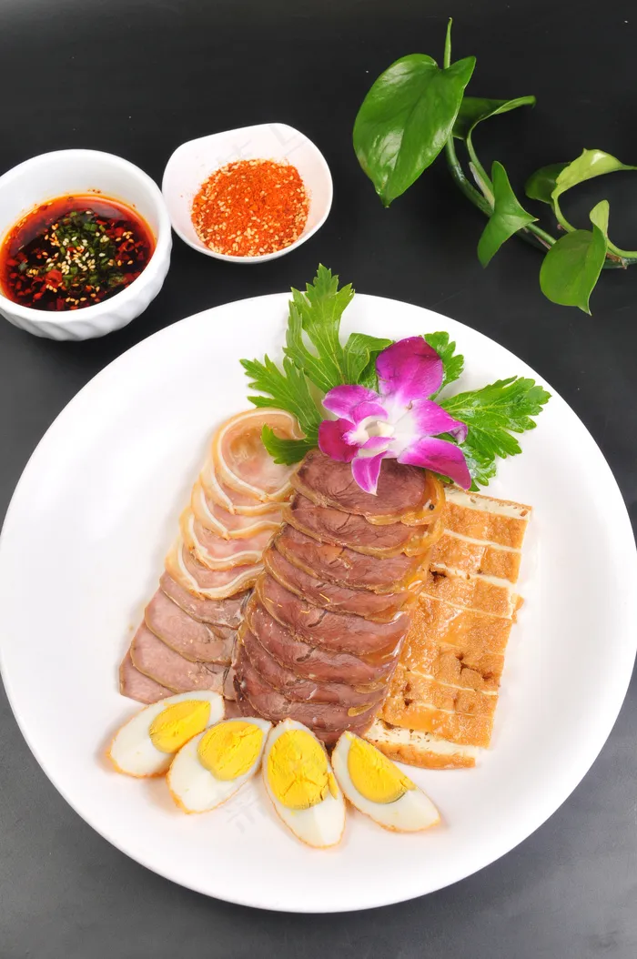 滋味卤水拼图片