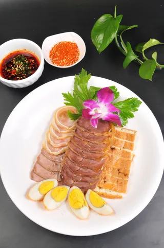 滋味卤水拼图片