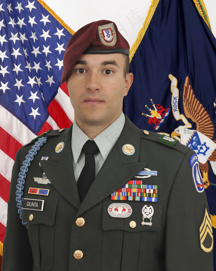 参谋长Salvatore A. Giunta