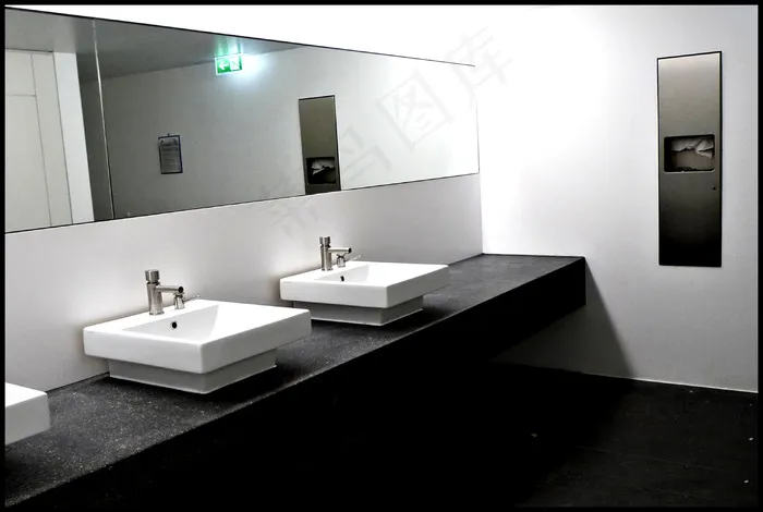 室内一角,沙发,床,卫浴,浴室柜,洗手然后走！