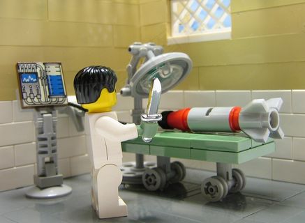 机器设备,缝纫机,自行车,水管,电风扇,“这不像是火箭手术。”