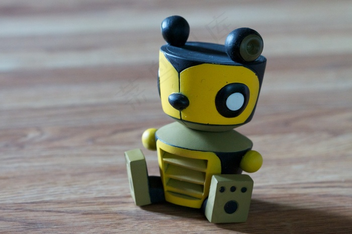 Inventsville Bumblebear的生活