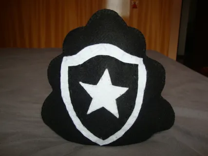 Para meuirmãomegafanáticopelo BOTAFOGO .... peso de porta para o seu quarto ... minhamãeque pediu，eusóAdaptei o tema !!! rsrssss