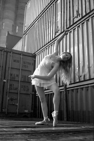 人物活动,卡通动漫人物,工艺品,芭蕾舞者,门,芭蕾舞女演员