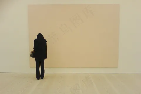 沙尘,浮尘天气,室内一角,台灯,风沙,萨奇画廊-8