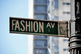 交通路牌,指示牌,路标,车牌照,广告牌,时尚影音