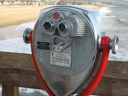 在巴尔博亚码头上的望远镜。