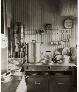 室内一角,装修效果图,柜子,坐标镗床,发酵罐,齐柏林飞艇