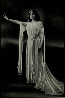 图片来自“歌剧维克多拉之书：一百二十个歌剧的故事，其中有一百二百个插图和一百二十个维克多歌剧记录的描述”（1917年）