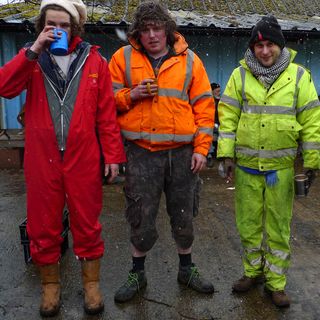 消防官兵,爬雪山,羽绒服,人物特写,登山,嗨男孩