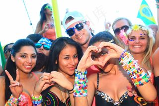 合照,卡通动漫人物,美女,人物特写,彩绘游行,康提女孩-TomorrowWorld 2013（摄影师ixixtribe）