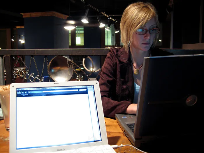 电视,台式电脑,录音室,笔记本电脑,艾米的作品