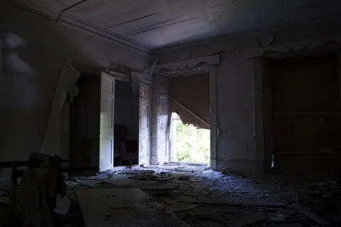 室内一角,仓库,厂房仓库,门,墙,被遗弃的养老院 室内一角,仓库,厂房仓库,门,墙,被遗弃的养老院