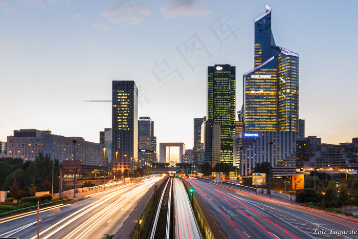 街道,都市夜景,城市夜景,轿车,建筑,拉德芳斯商务区从蓬德纳伊在蓝色小时的视图