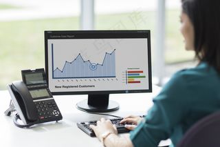 办公桌,电脑,显示屏,台式电脑,,云解决方案-知识共享