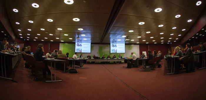 在日内瓦举行的GEO-X峰会上的全球海洋酸化活动