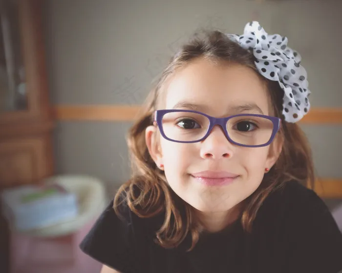 眼镜,人物特写,美女,女孩,头发,新规格