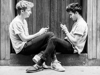 探戈舞,合气道,推手,人物特写,钢笔画,包裹着技术