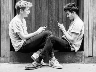 探戈舞,合气道,推手,人物特写,钢笔画,包裹着技术