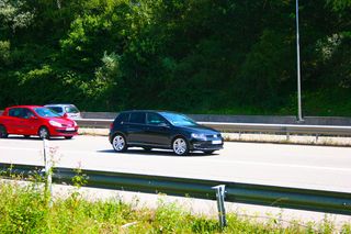 轿车,公路,高速路,草原,跑车,汽车机车