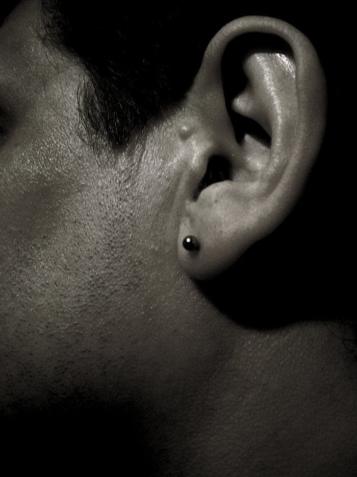 19/04/2007（第140天）-耳钉