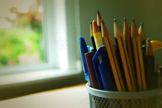 铅笔,水彩笔,笔筒,圆珠笔,蜡笔,铅笔壶